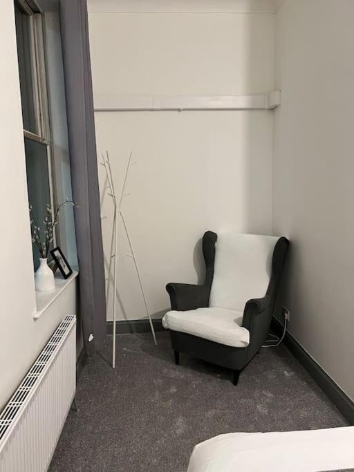 1 Bedroom Flat In Kings Cross! Лондон Экстерьер фото
